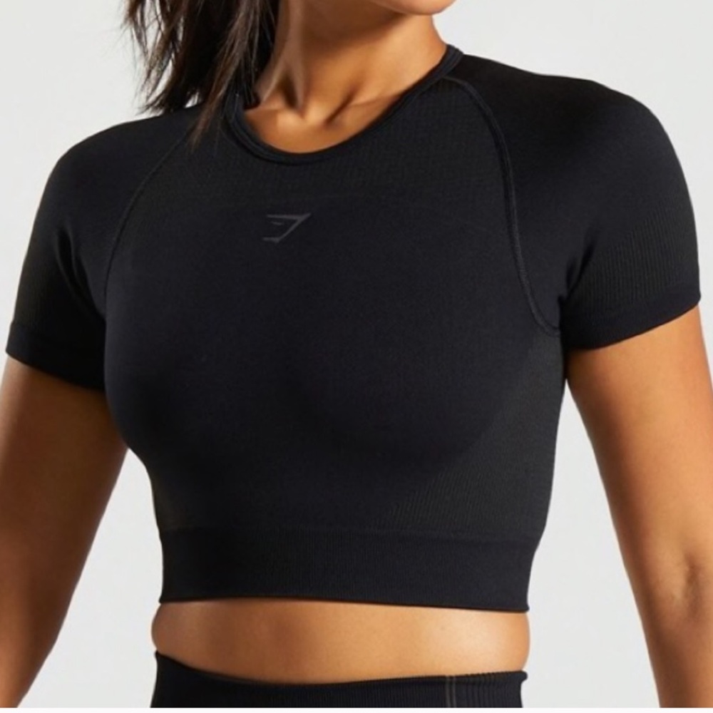 Black Seamless Gymshark Crop Top SMALL
